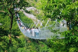 海丝旅游：清境桃源体验泉州首条玻璃栈道